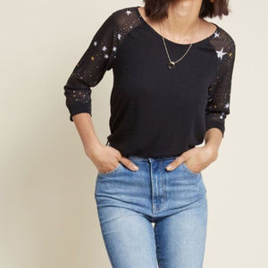 Modcloth/Fervour Raglan top, black with stars